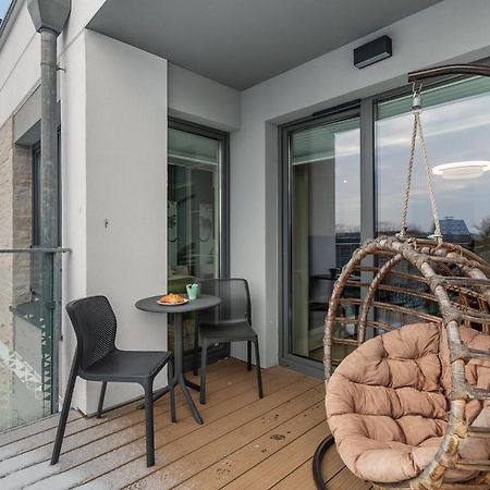 Luxurious Apartment Nadmorskie Tarasy Kolobrzeg By Renters Prestige Eksteriør billede