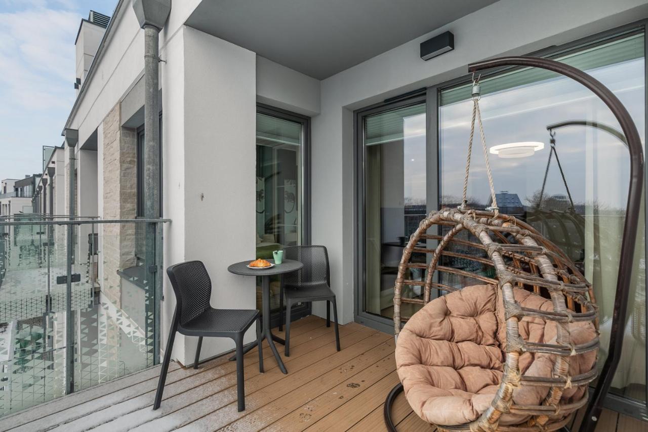 Luxurious Apartment Nadmorskie Tarasy Kolobrzeg By Renters Prestige Eksteriør billede