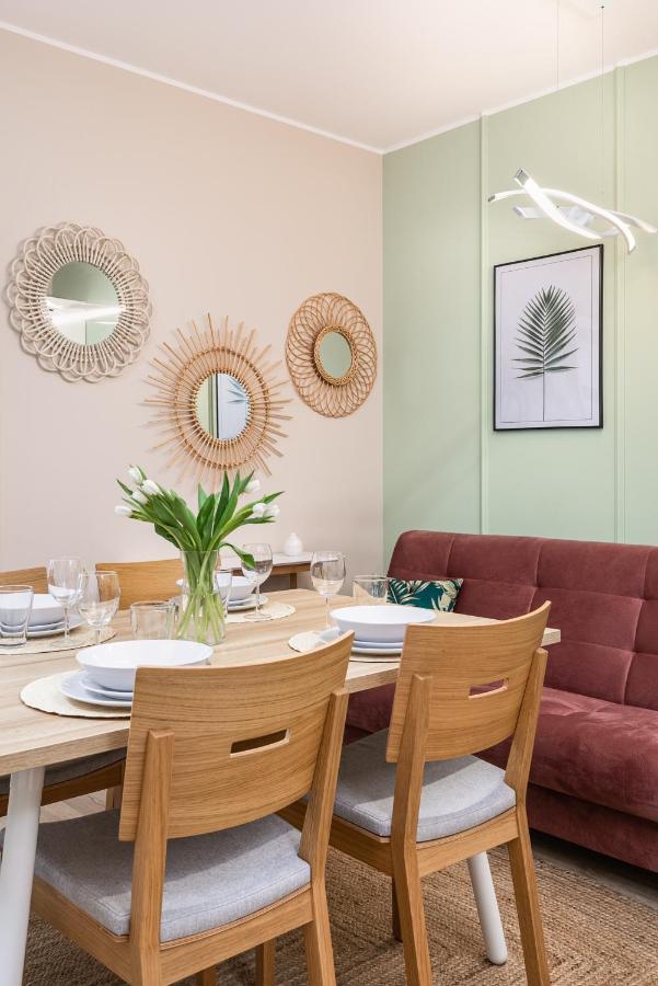 Luxurious Apartment Nadmorskie Tarasy Kolobrzeg By Renters Prestige Eksteriør billede