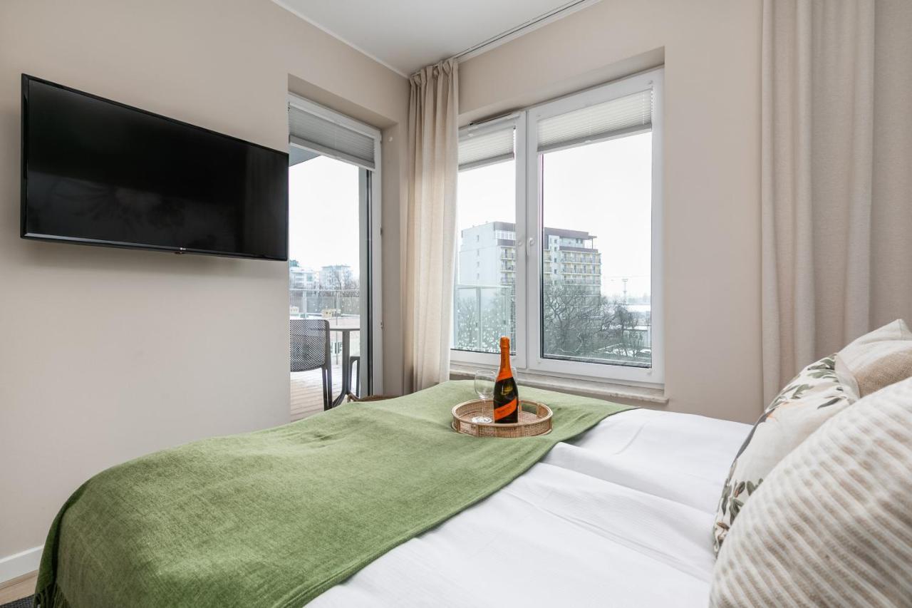Luxurious Apartment Nadmorskie Tarasy Kolobrzeg By Renters Prestige Eksteriør billede